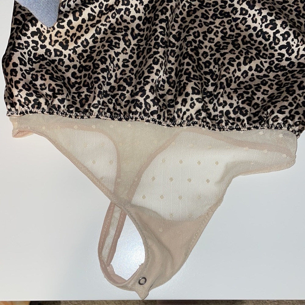 NWT Abercrombie body suit - animal print - Picture 3 of 3